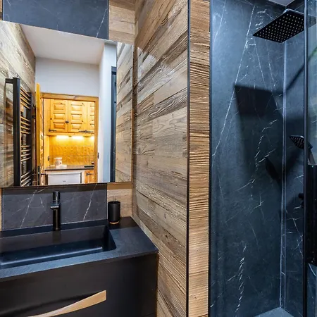 Le Clot Simo - Station Des Angles Vue Montagne *